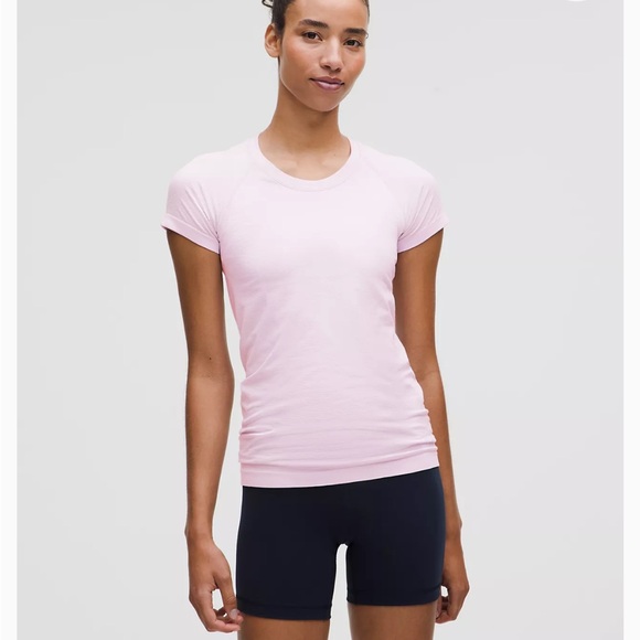 Swiftly Tech Short Sleeve - Picture 1 of 4